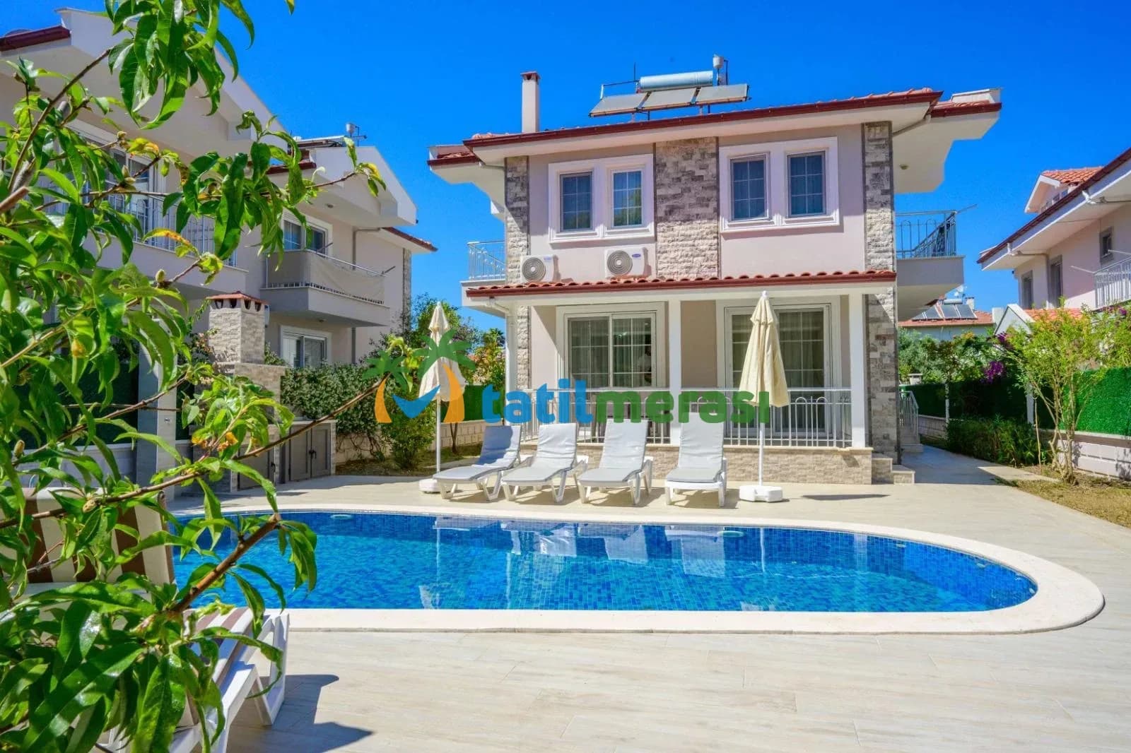 Villa Azat