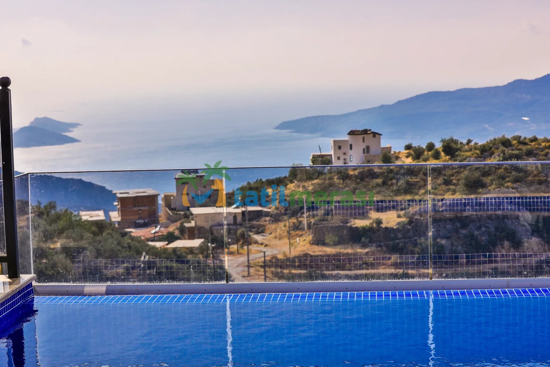 Villa Blue Star