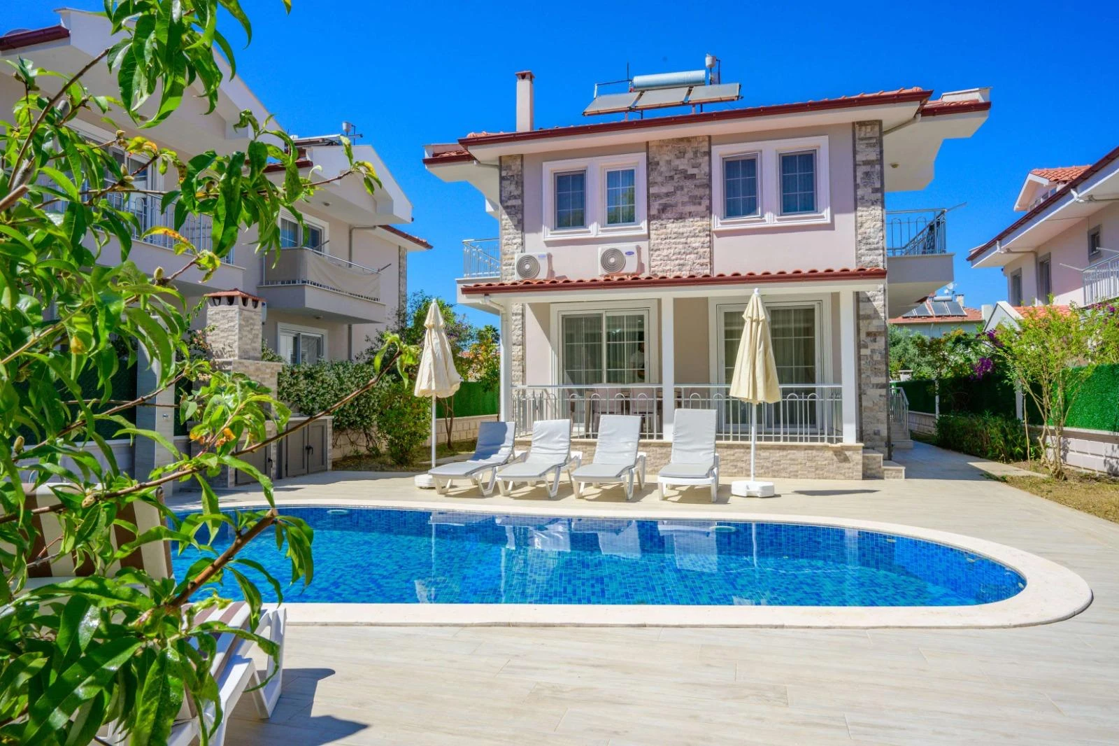 Villa Azat